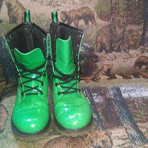 Boots awesome green